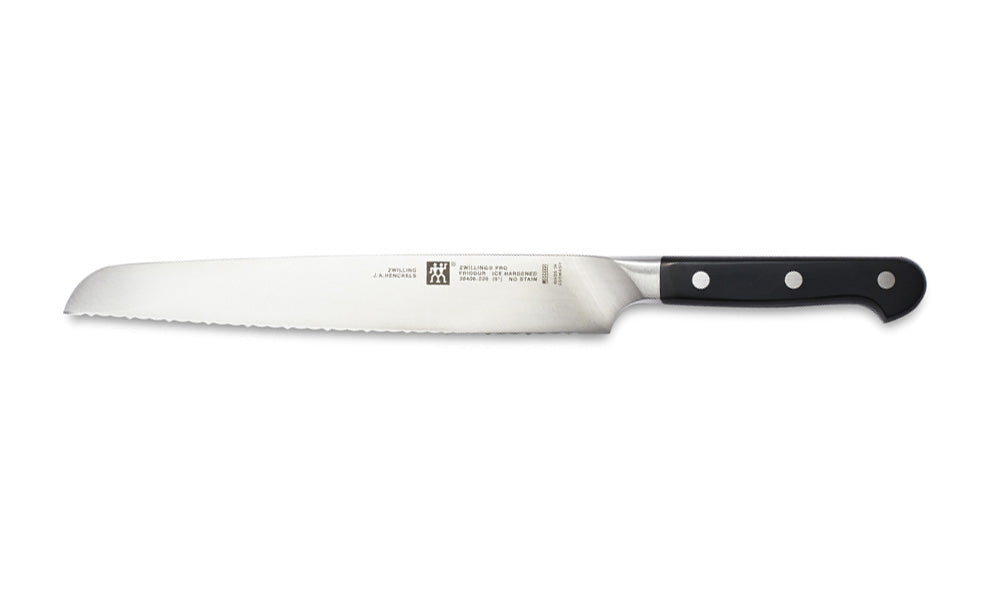 Zwilling J.A. Henckels Zwilling Pro 9″ Bread Knife Z15 Serration Online now
