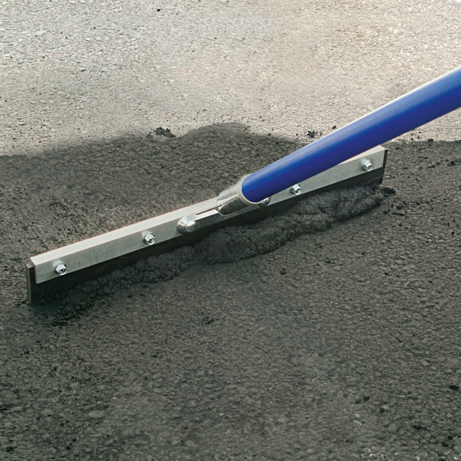 Kraft Tool GG223-01 18″ Squeegee Head with Threaded Handle Bracket Discount
