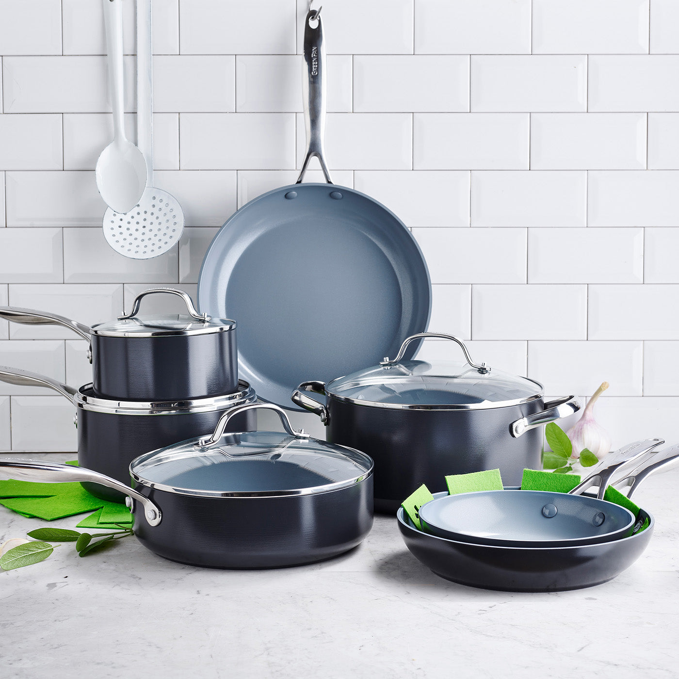 GreenPan Valencia Pro 11 Piece Nonstick Cookware Set Supply