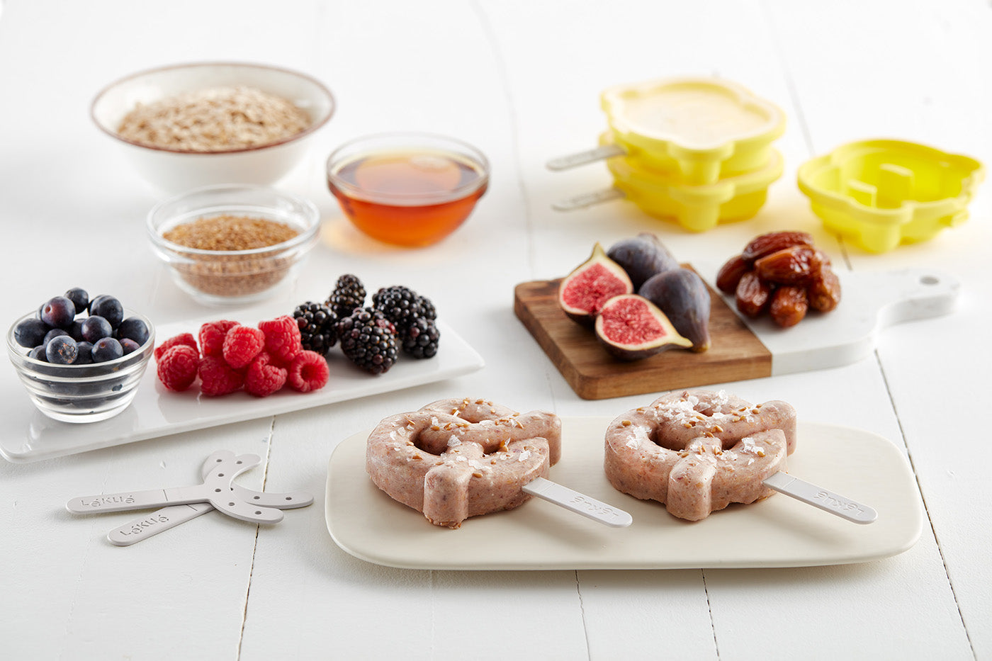 Lekue Pretzel & Donut Shapes Ice Cream Pop Mold, Set of 4 Online