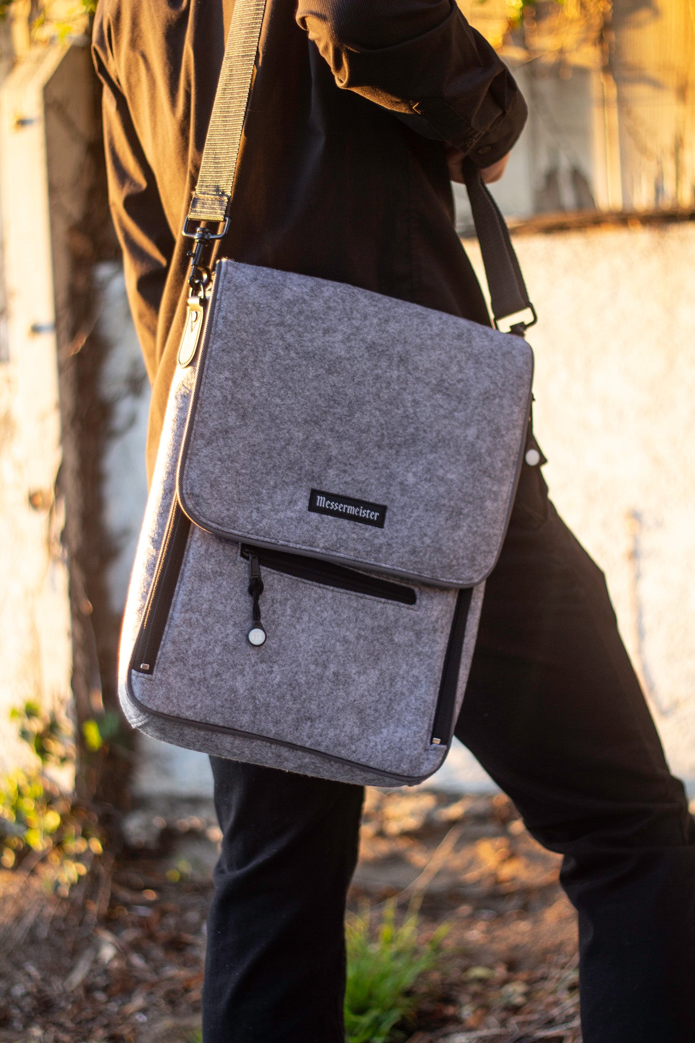 Messermeister 6 Pocket Felt Messenger Bag, Heather Gray on Sale