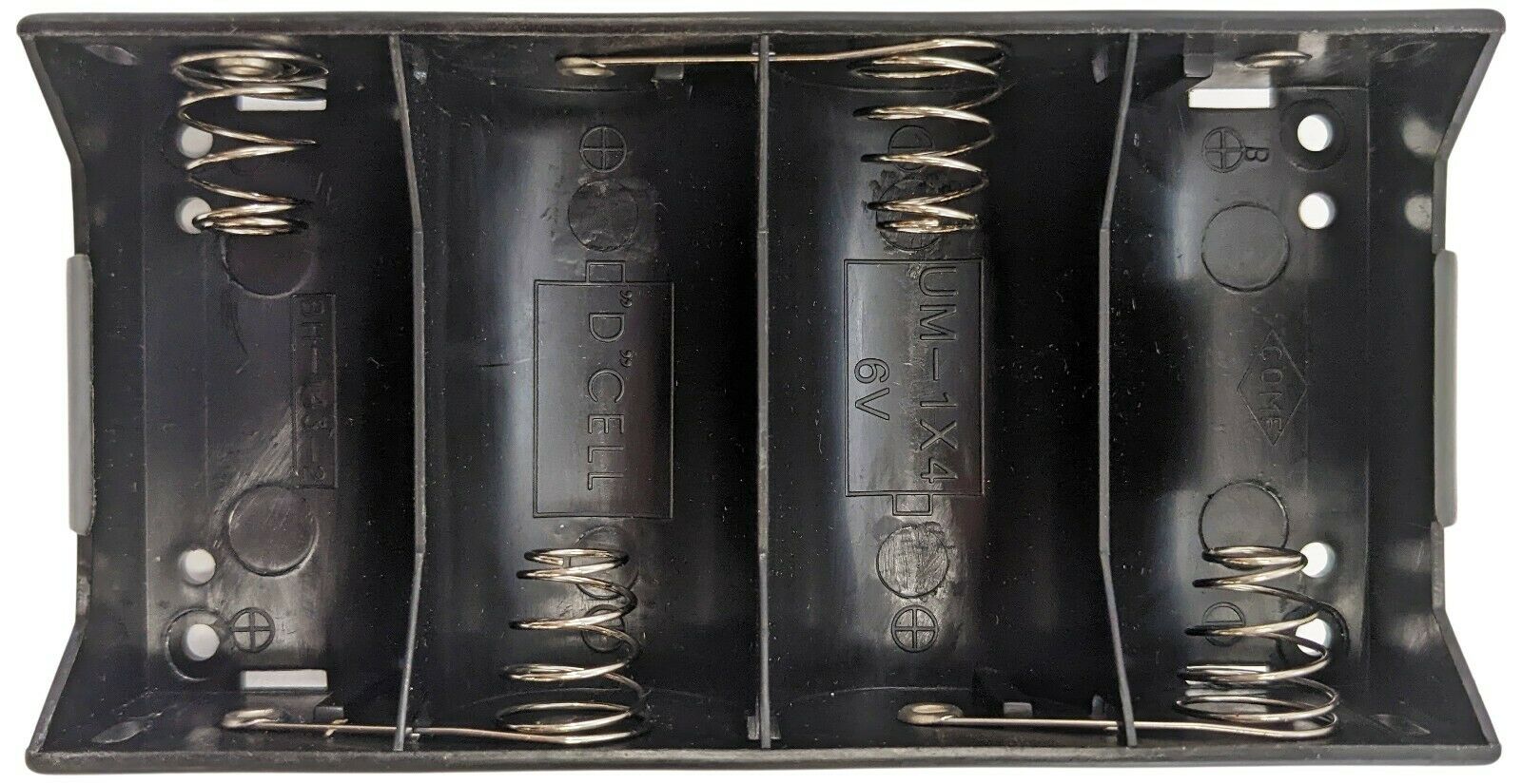 4 “D” Battery Holder with Solder Lug Terminals, Plastic Case (5.61″ x 2.87″ x 1.23″) Supply