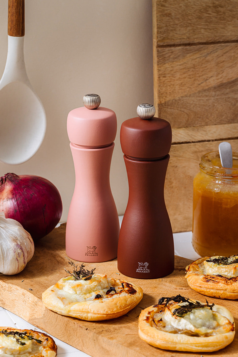 Peugeot Tahiti Duo 6 Inch Salt & Pepper Mill Set, Brown Tones Online Hot Sale