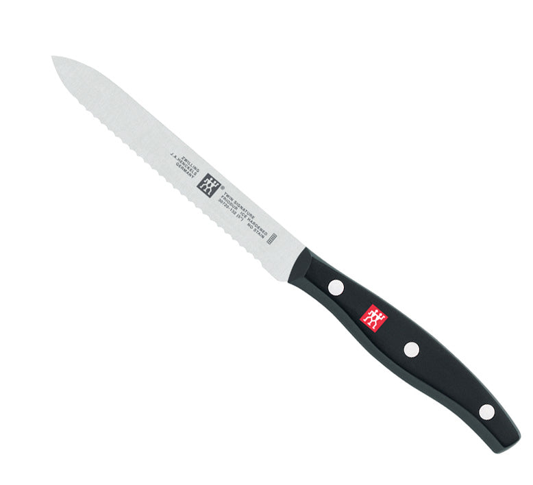 Zwilling J.A. Henckels Twin Signature 5″ Serrated Utility Knife Fashion